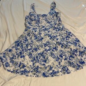 Women’s casual dress